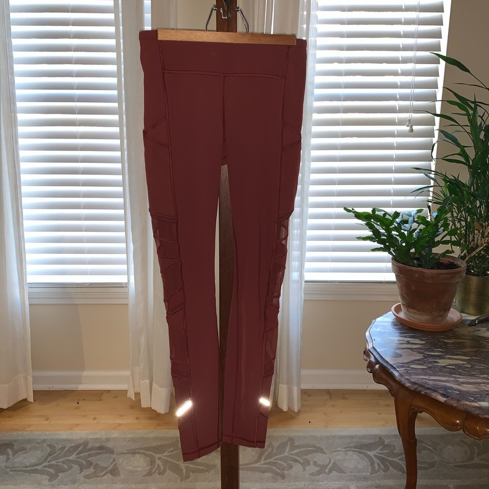 Auburn LuLuLemon Jagged Mesh Leggings